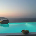 Lina Syros Villa Azolimnos